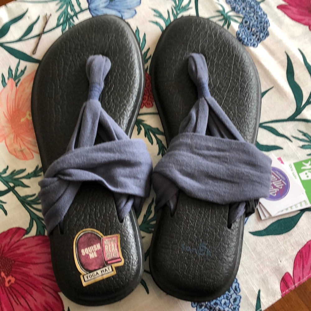 Sandal